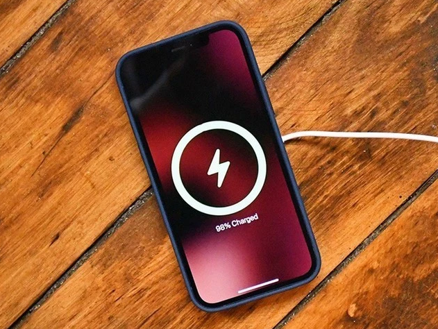 扎鲁特苹果手机维修分享iPhone 12可以随便充电吗 